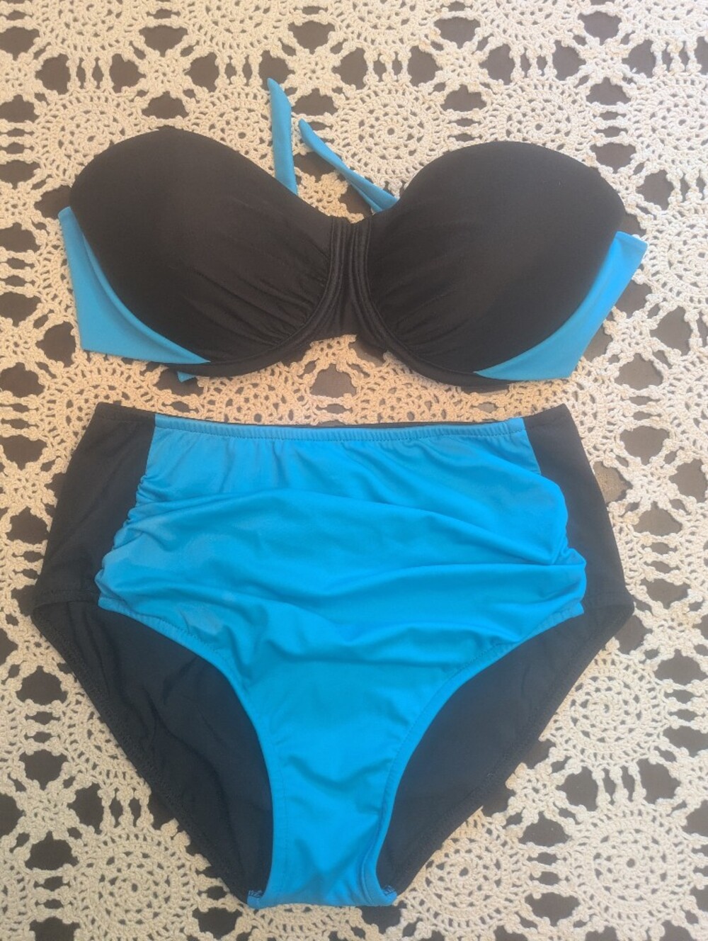 Womans Sz 6/C cup Underwire 2pc Strapless Black/Turquoise Bikini Swimsuit Bikini